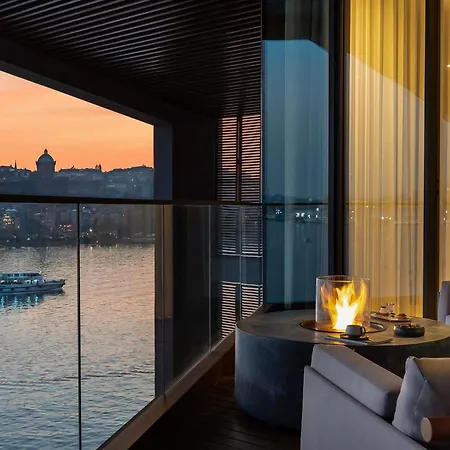 فندق Rixos Tersane 5*